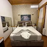 Guer Royal Aparts 3* Istanbul