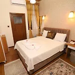 Hotel Guer Royal Aparts Istanbul