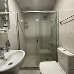 Guer Royal Aparts Hotel