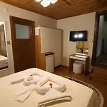 Guer Royal Aparts 3*