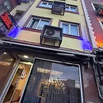 Guer Royal Aparts 3* Istanbul