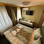 Guer Royal Aparts 3* Istanbul