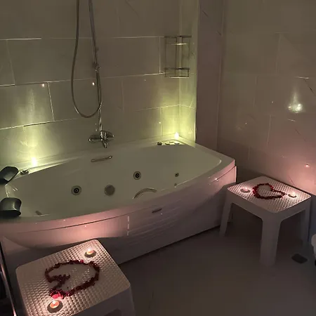 Guer Royal Aparts Hotel Estambul