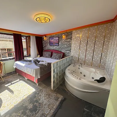 Hotel Guer Royal Aparts Estambul