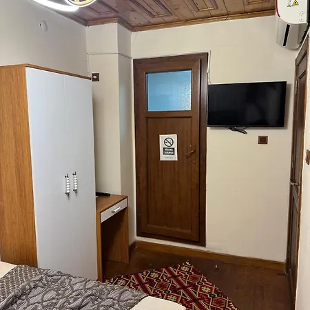 Guer Royal Aparts Hotell 3*