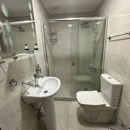 Guer Royal Aparts 3*