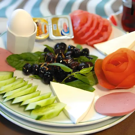 Hotell Guer Royal Aparts