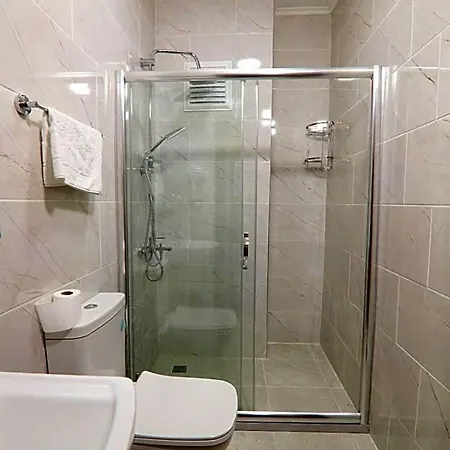 Guer Royal Aparts Hotel 3*