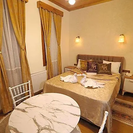 Guer Royal Aparts 3* Istanbul