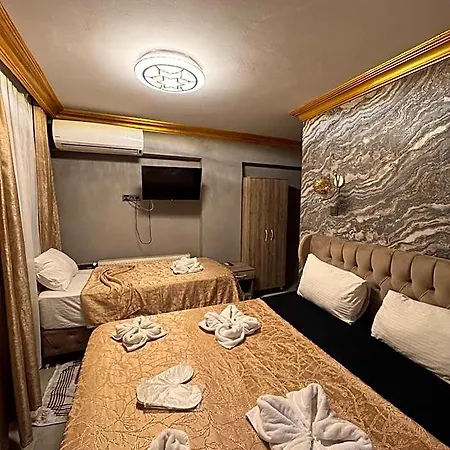 Guer Royal Aparts 3*