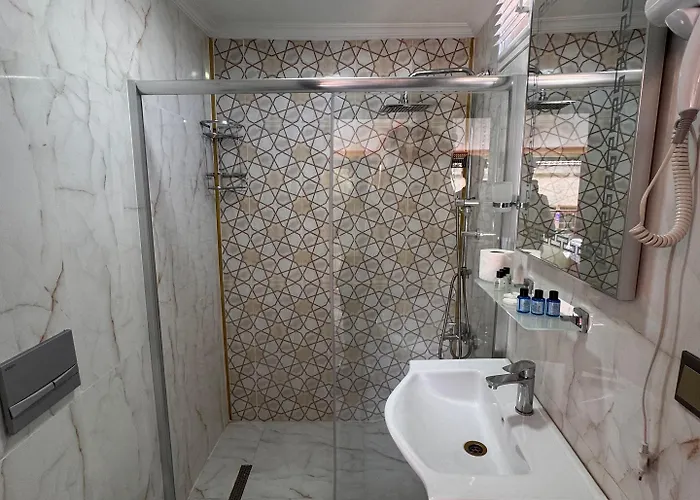 Guer Royal Aparts 3* Istanbul