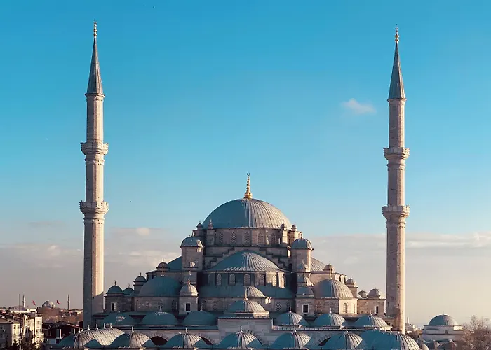 Guer Royal Aparts Hotell 3*